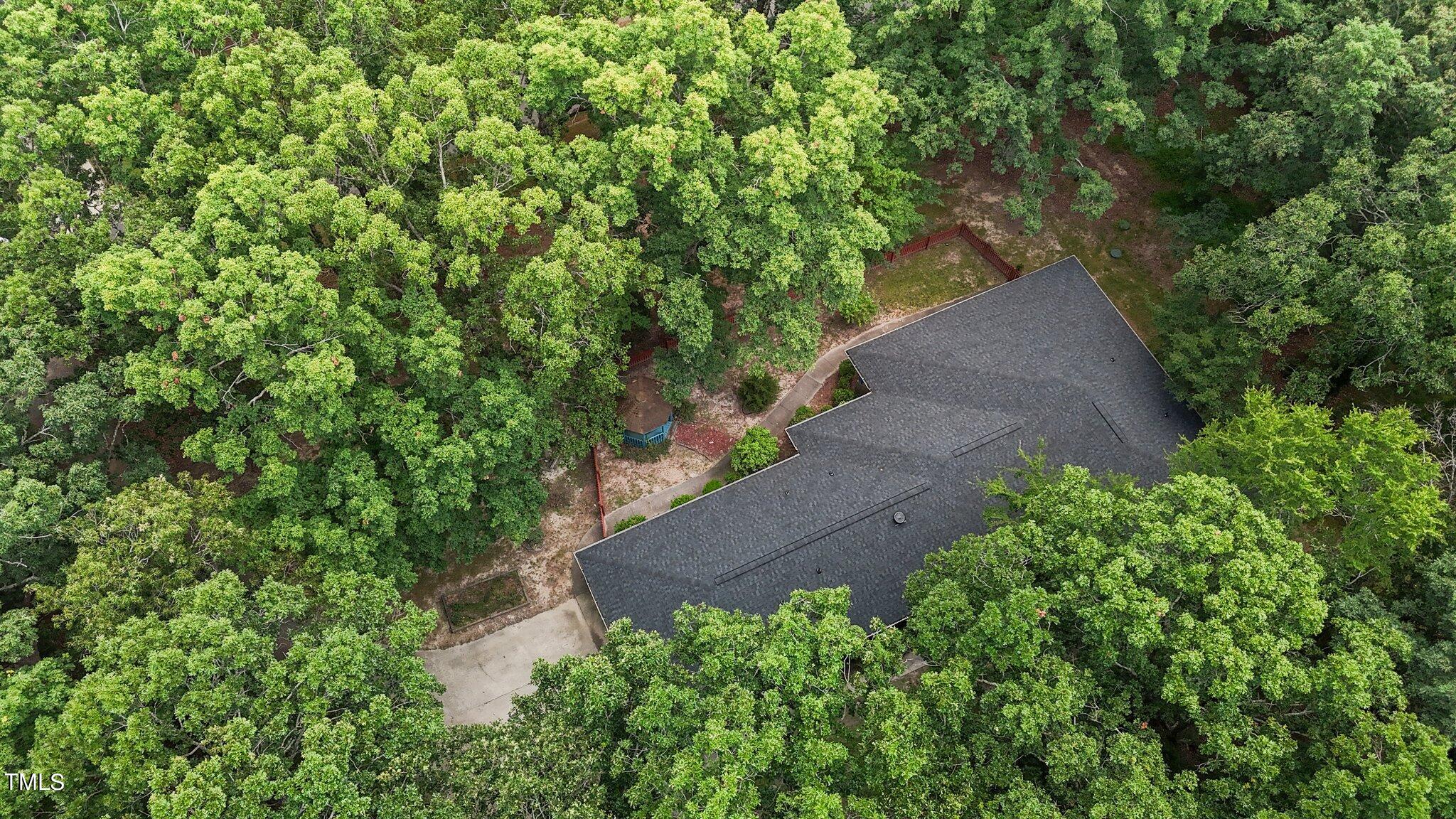 5211 Summit Ridge Drive Durham, NC 27712 - Photo 7 of 53 7-web-or-mls-DJI_20240613141759_0134_D