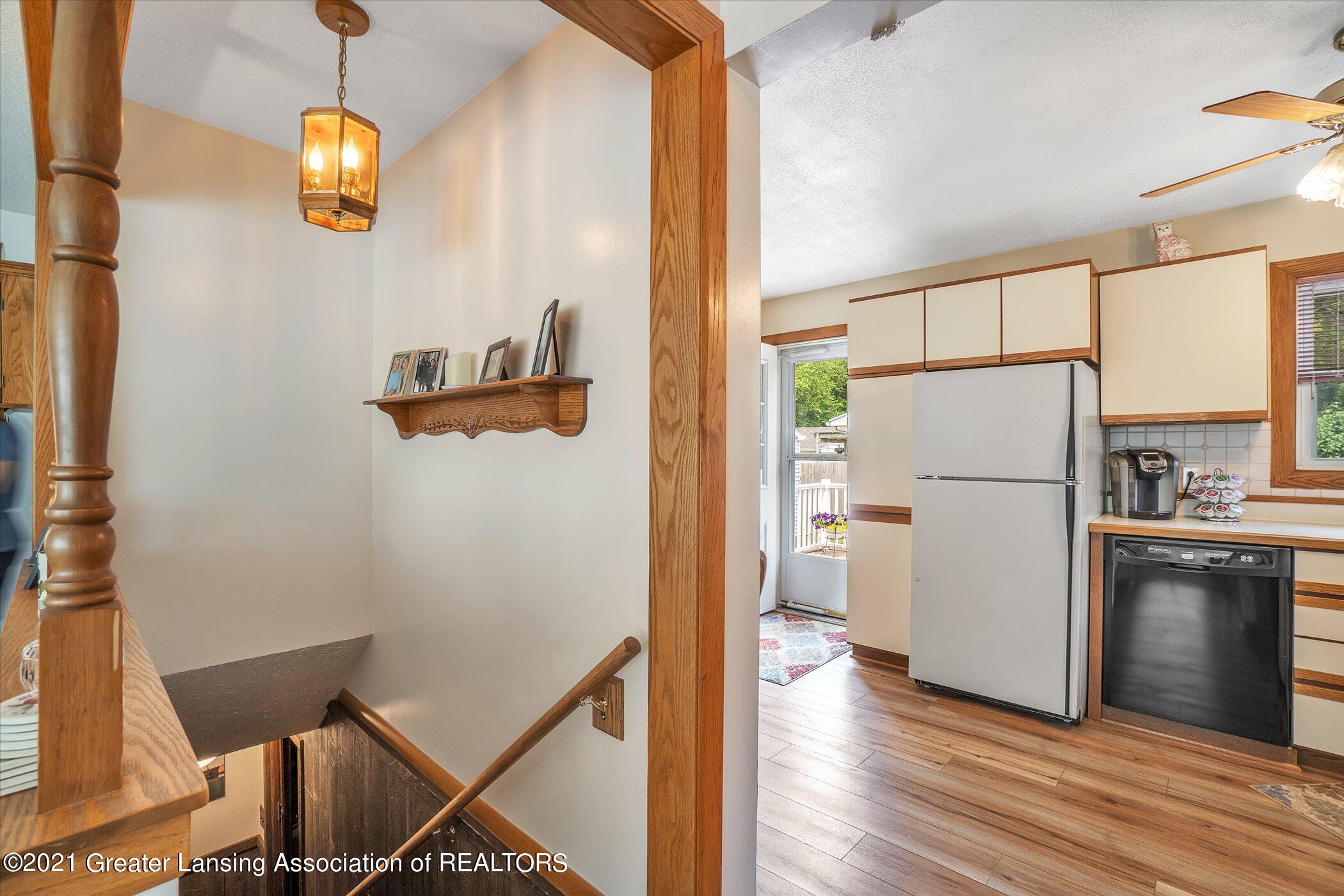 6212 Cooper Road Lansing, MI 48911 - Photo 20 of 51 20-6212-Cooper-Rd-Lansing-MI-48911-Windo