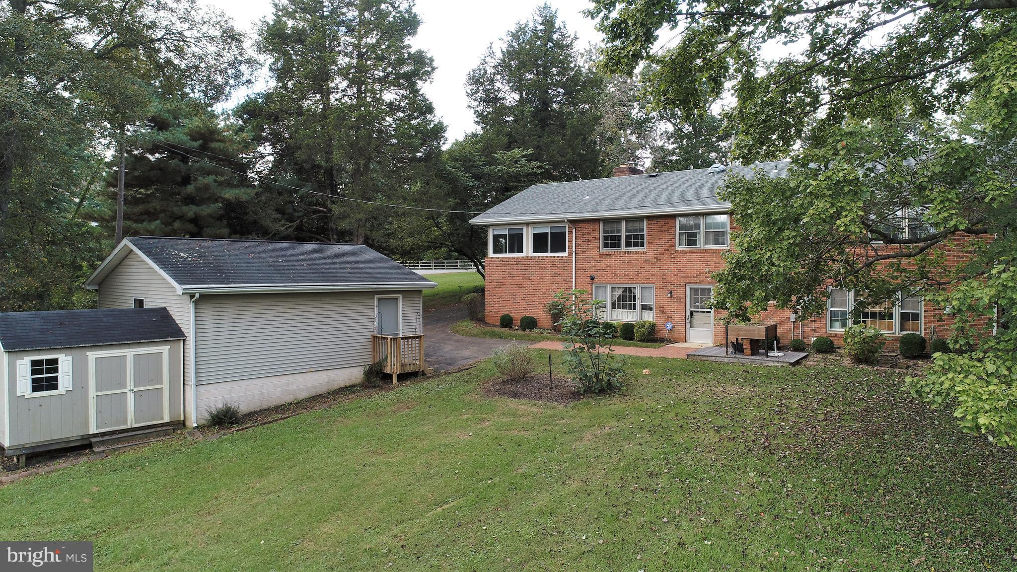 8255 Lees Ridge Road Warrenton, VA 20186 - Photo 6 of 30 Exterior (Rear)