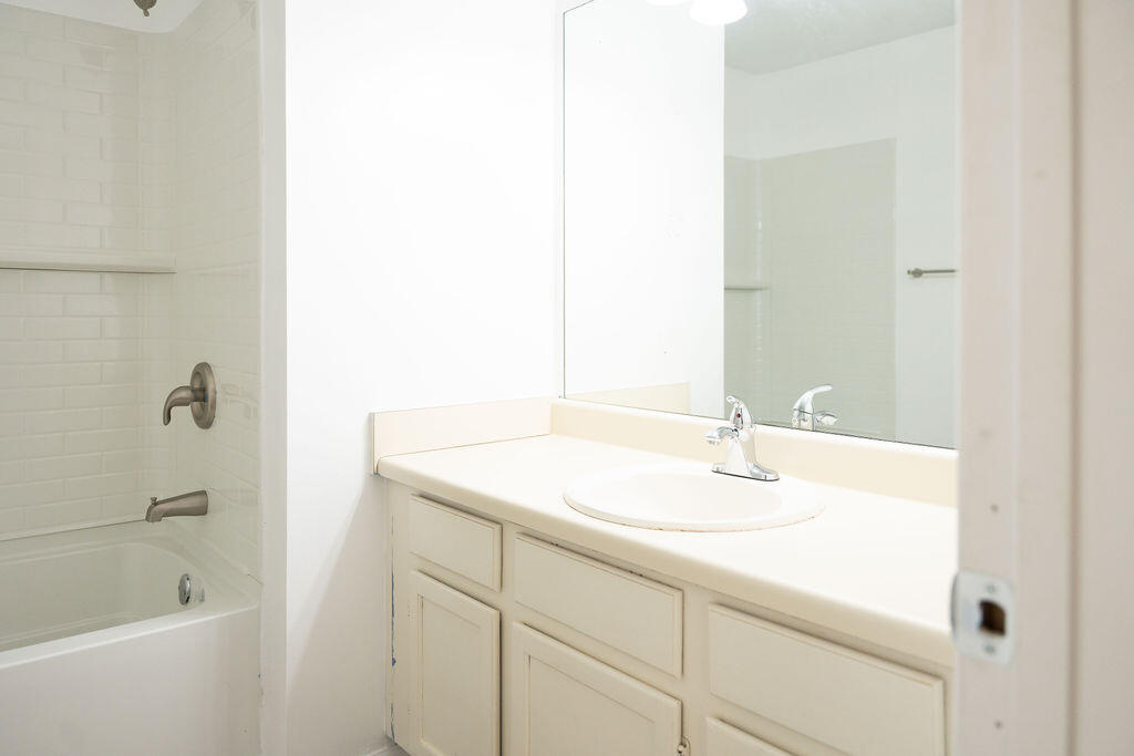 5025 Bess Moore Road, Unit B Apison, TN 37302 - Photo 23 of 31 DSC04944-2