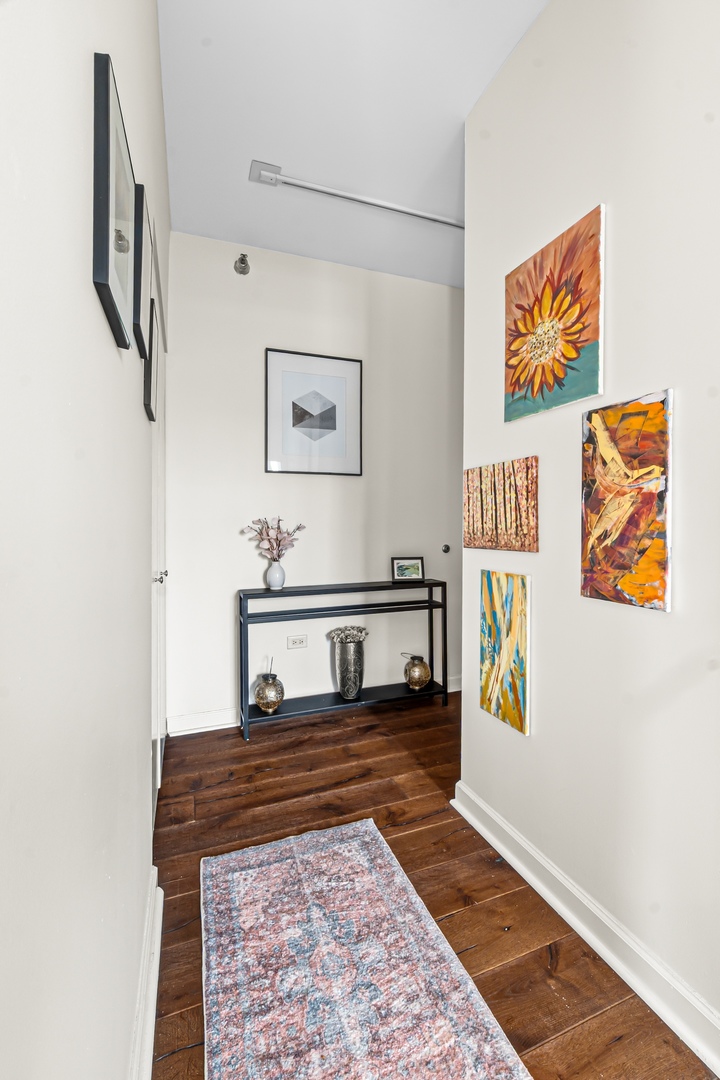 421 West Huron Street, Unit 805 Chicago, IL 60654 - Photo 16 of 23