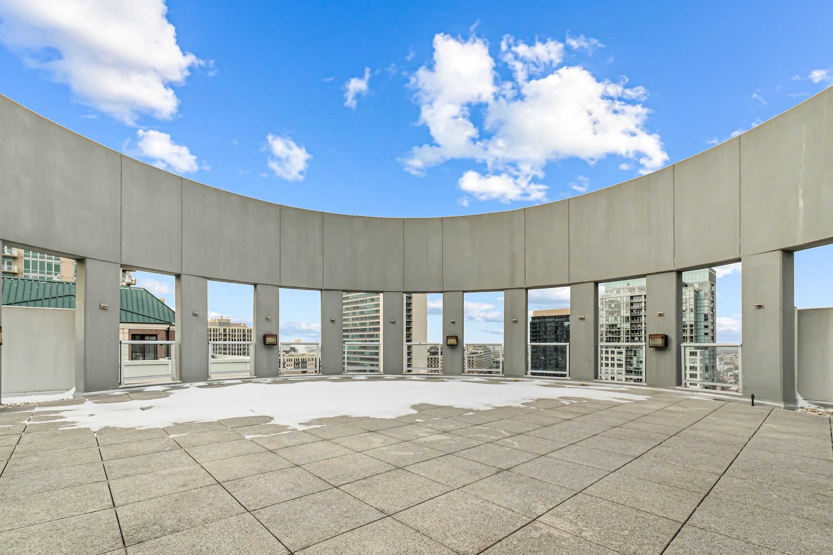 421 West Huron Street, Unit 805 Chicago, IL 60654 - Photo 19 of 23