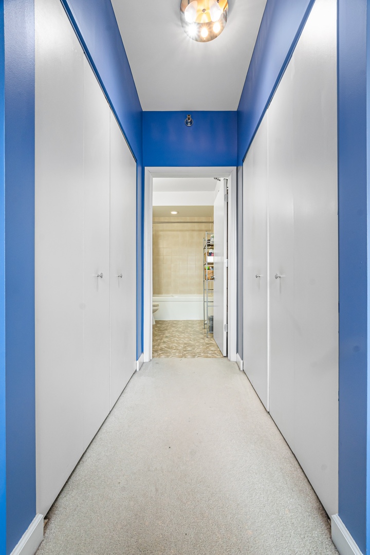 421 West Huron Street, Unit 805 Chicago, IL 60654 - Photo 9 of 23