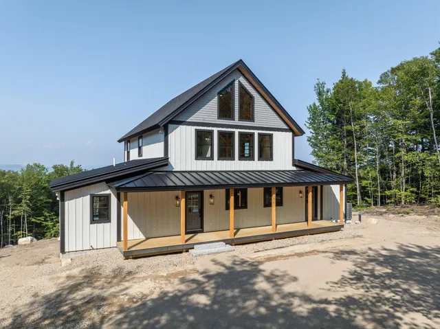 $1,299,000 | 19 Passaconway Road, Ossipee, NH 03814