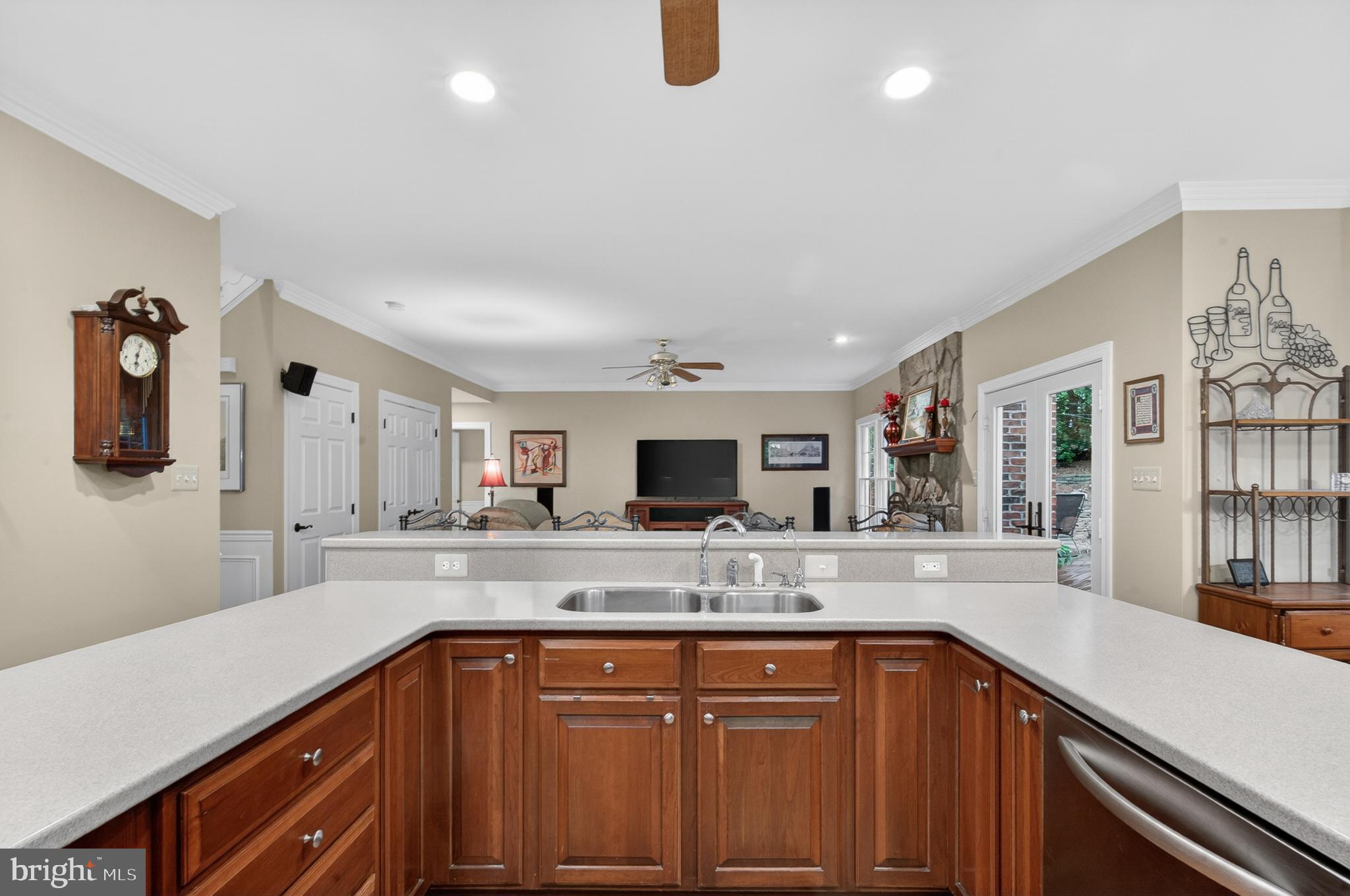 6601 Colchester Road Fairfax Station, VA 22039 - Photo 14 of 78