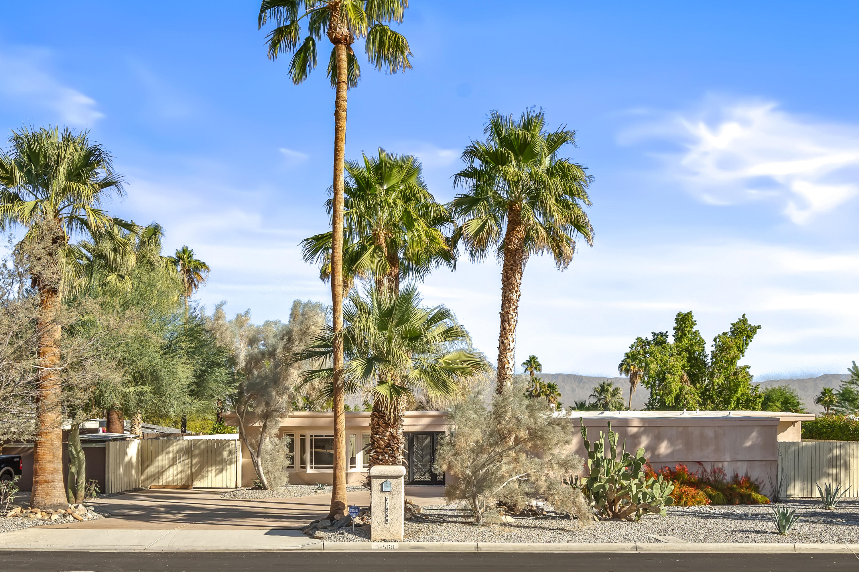 71568 Tangier Road Rancho Mirage, CA 92270 - Photo 1 of 37 IMG-1