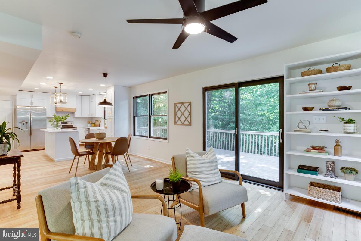 13185 Joy Road Lusby, MD 20657 - Photo 12 of 58 Cozy.