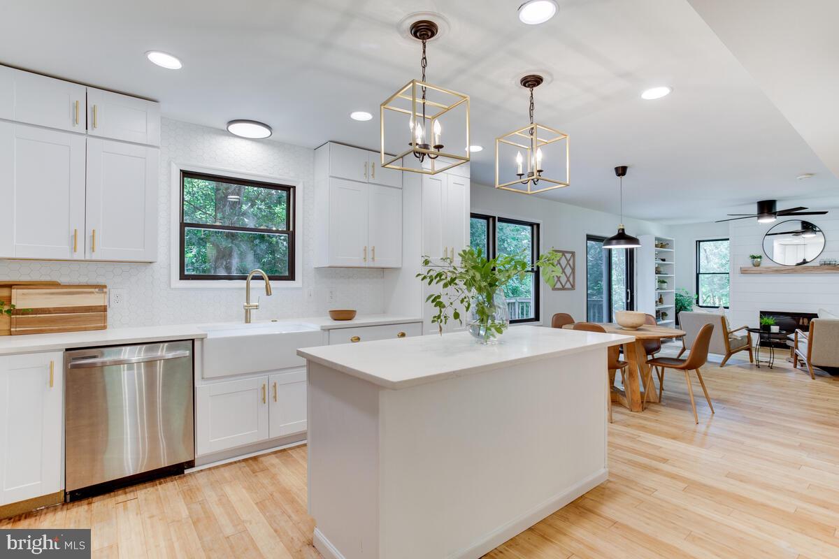 13185 Joy Road Lusby, MD 20657 - Photo 21 of 58 Look at this gorgeous kitchen.
