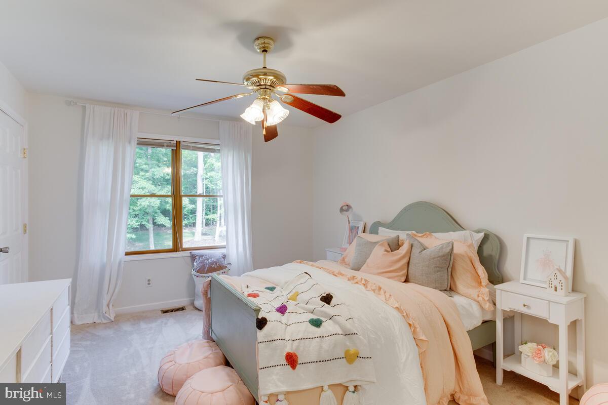 13185 Joy Road Lusby, MD 20657 - Photo 39 of 58 2nd bedroom so cute.