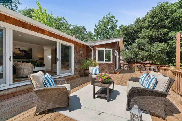 $1,448,000 | 23 Timber Lane, Lafayette, CA 94549