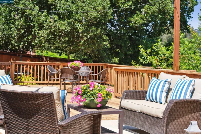$1,448,000 | 23 Timber Lane, Lafayette, CA 94549