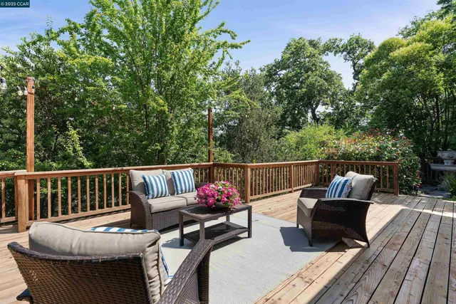 $1,448,000 | 23 Timber Lane, Lafayette, CA 94549