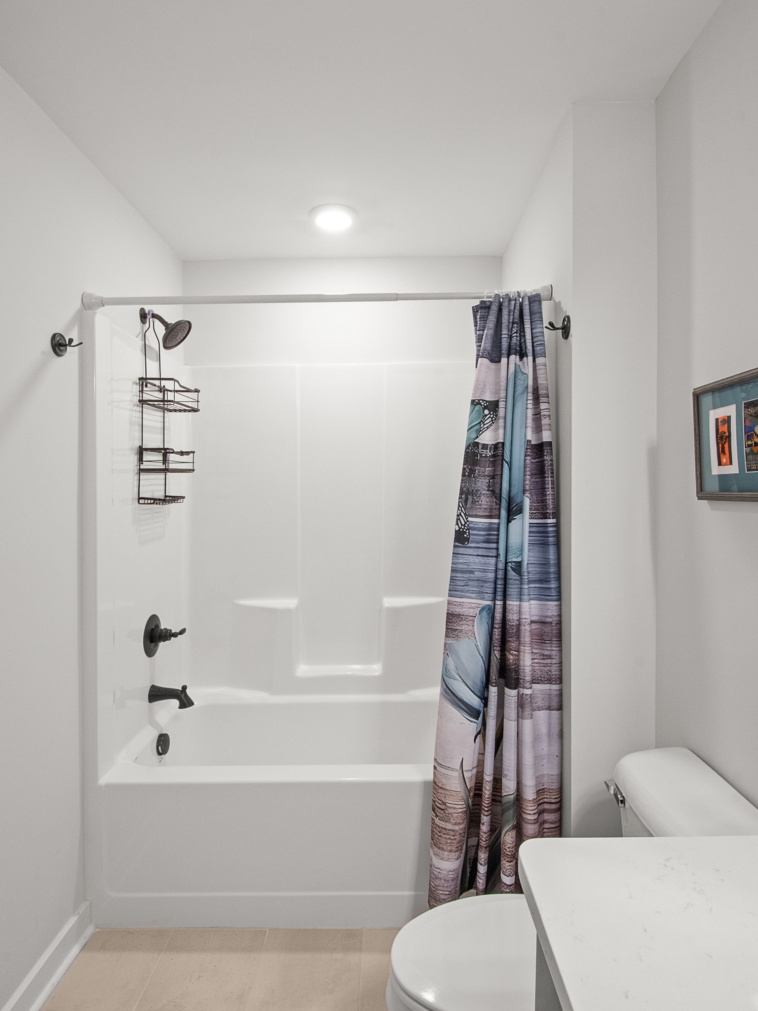 106 Watermill Lane Lebanon, TN 37087 - Photo 61 of 85 a bathroom with a bathtub and a toilet