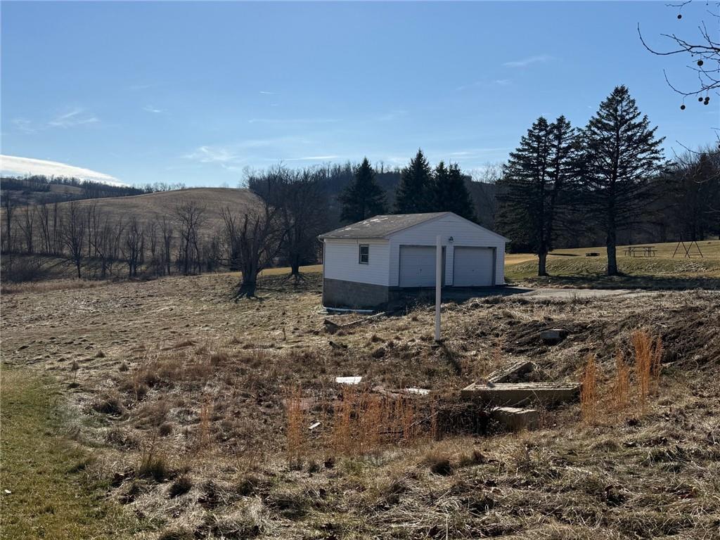 195 Vaneal Road Washington, PA 15301 - Photo 4 of 11 a house view with a backyard space
