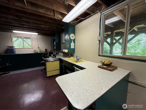 $499,000 | 1329 Highway 4, Naselle, WA 98638