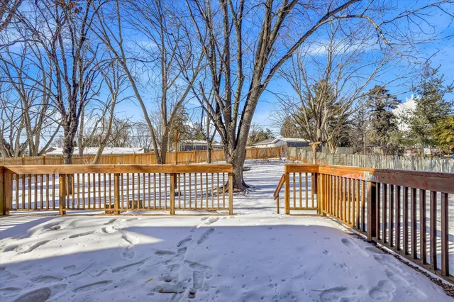 $399,900 | 8200 Foothill Road South, Cottage Grove, MN 55016