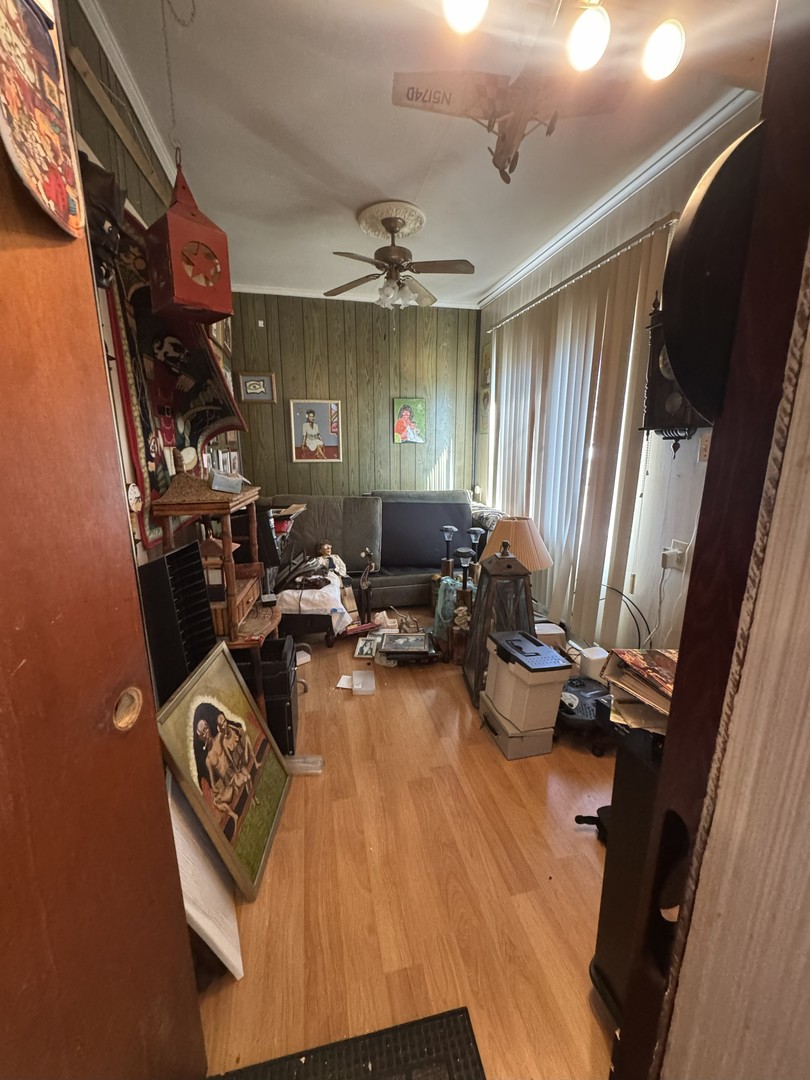 8239 South Ridgeland Avenue Chicago, IL 60617 - Photo 6 of 16