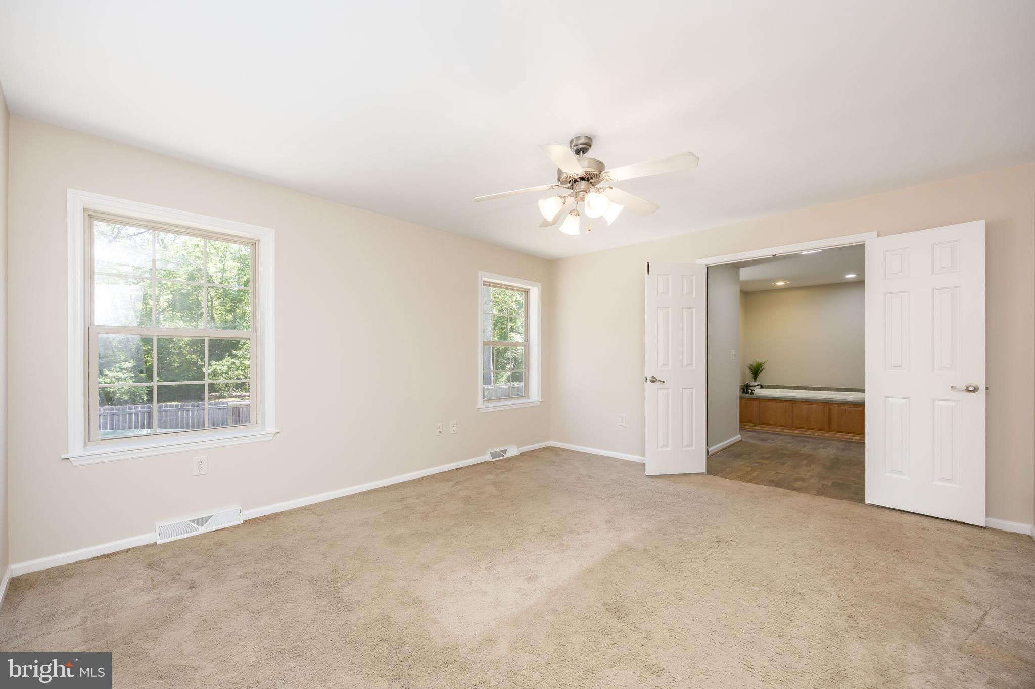 6635 Libertytown Road Berlin, MD 21811 - Photo 26 of 88 an empty room with windows and closet
