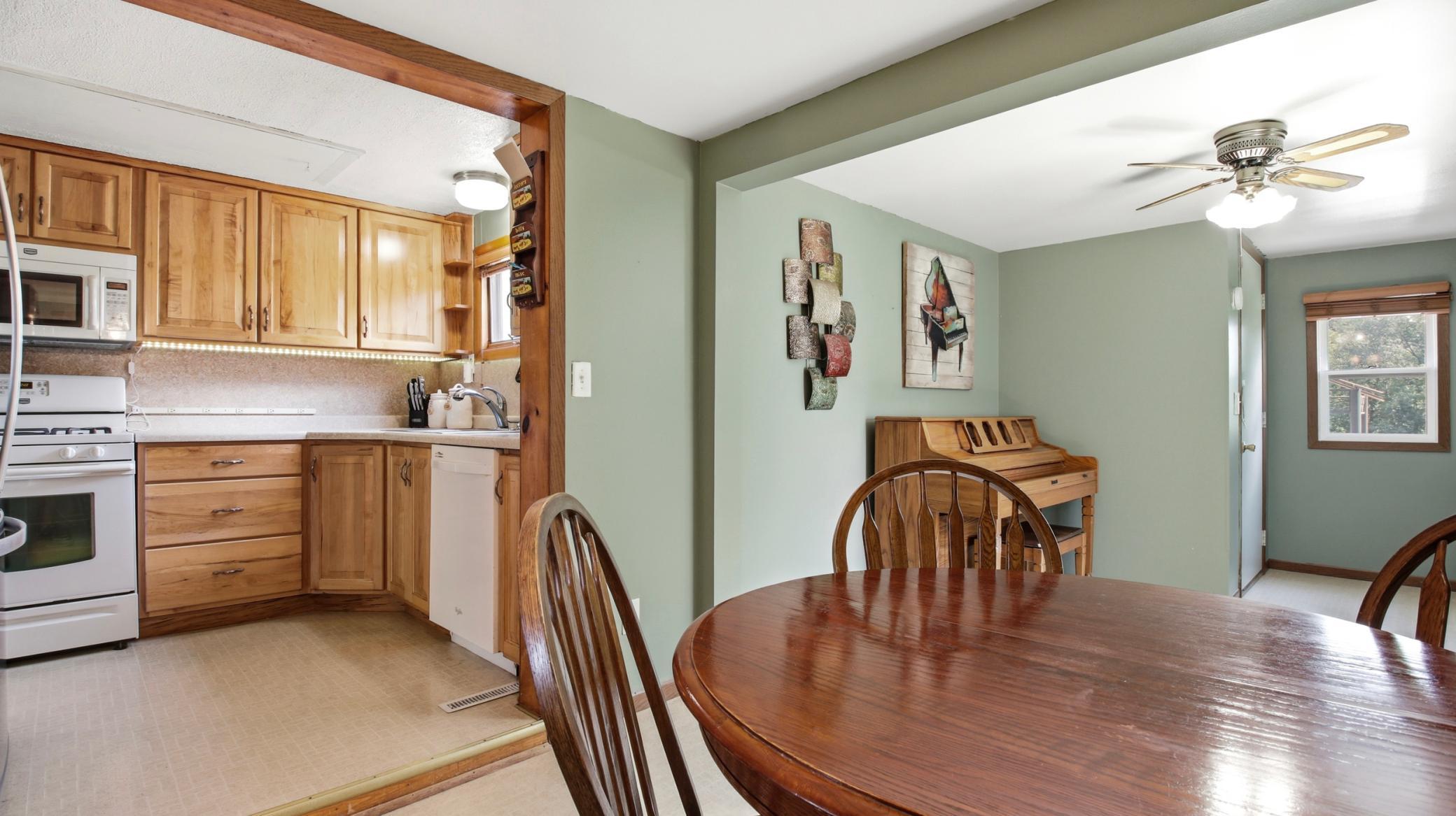 417 South 7th Street Cameron, WI 54822 - Photo 13 of 29