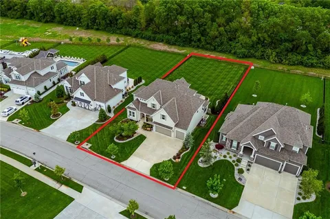 $995,000 | 14399 South Parkhill Street, Olathe, KS 66062