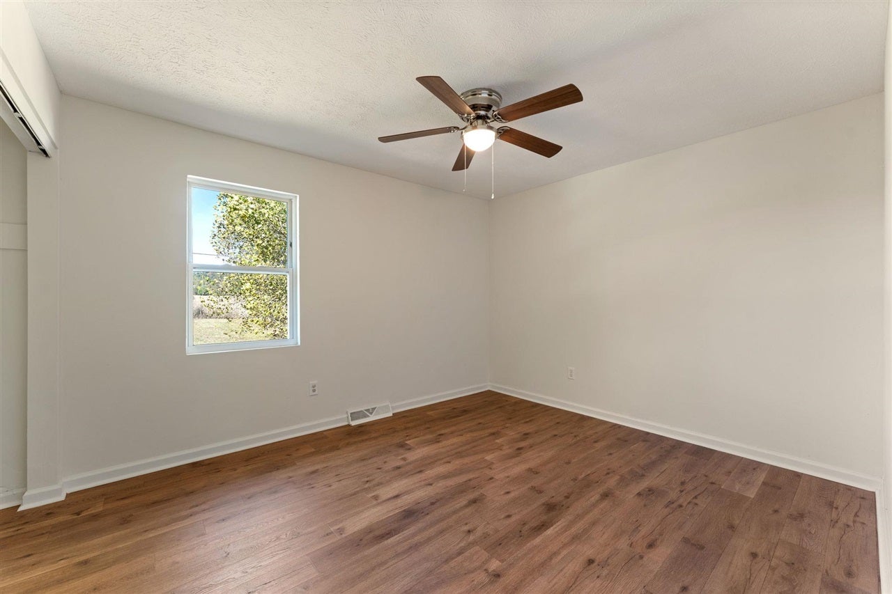 867 Witt Road Bowling Green, KY 42101 - Photo 26 of 31 Gallery Image 26