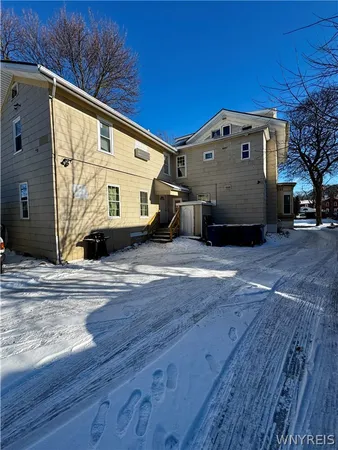 $299,900 | 185 Pine Street, Lockport City, NY 14094
