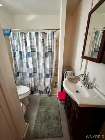 $299,900 | 185 Pine Street, Lockport City, NY 14094
