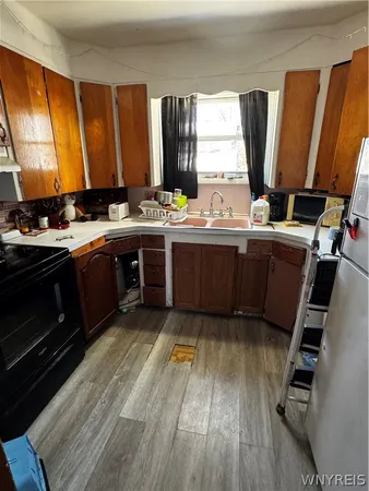 $299,900 | 185 Pine Street, Lockport City, NY 14094
