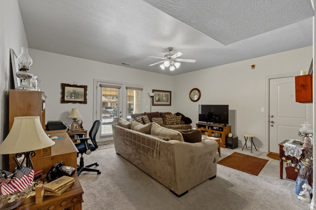 224 South 550 West, Unit B2 Springville, UT 84663 - Photo 4 of 30