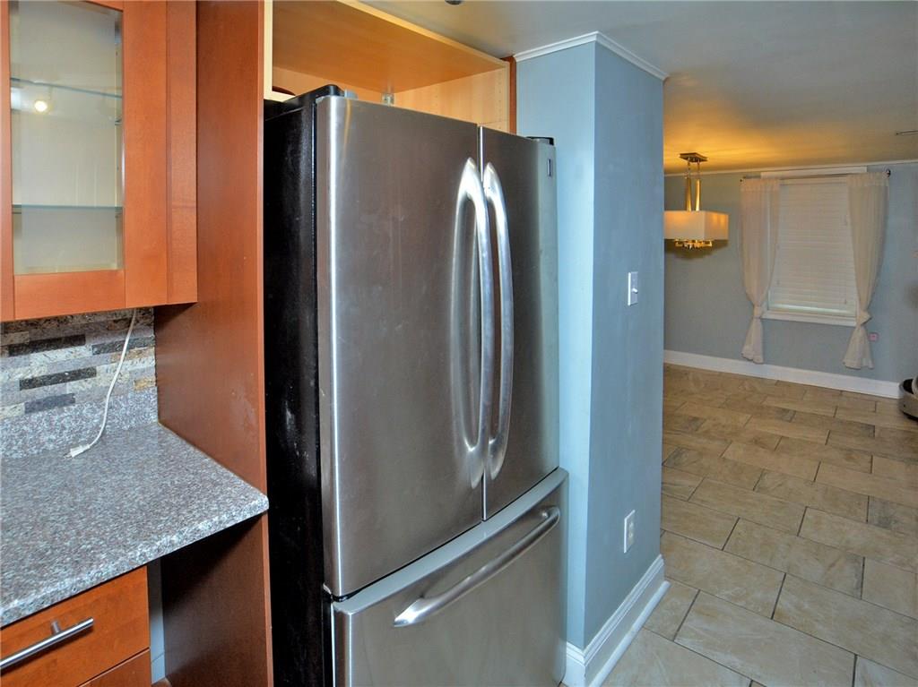1091 Milltown Road Pittsburgh, PA 15235 - Photo 4 of 20 Gallery Image 4