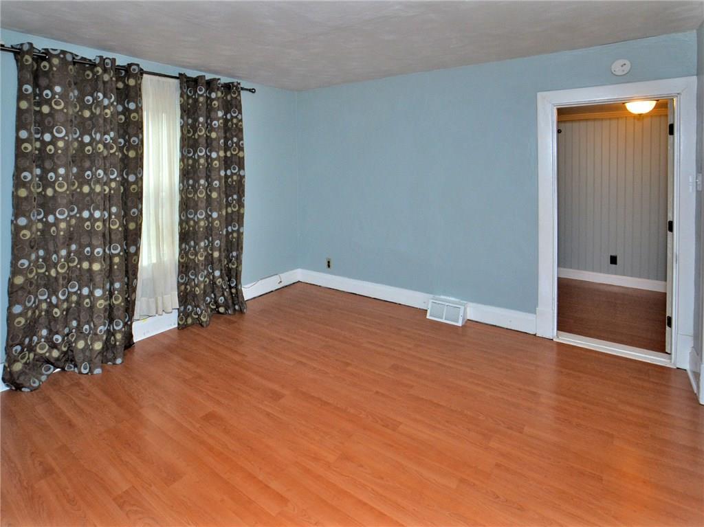 1091 Milltown Road Pittsburgh, PA 15235 - Photo 10 of 20 Gallery Image 10