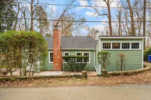 a house view with a outdoor space