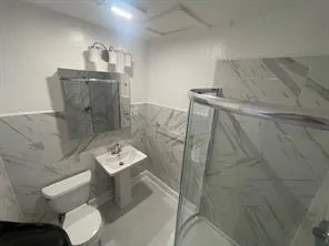 $4,200 | 2415 West 10th Street, Austin, TX 78703