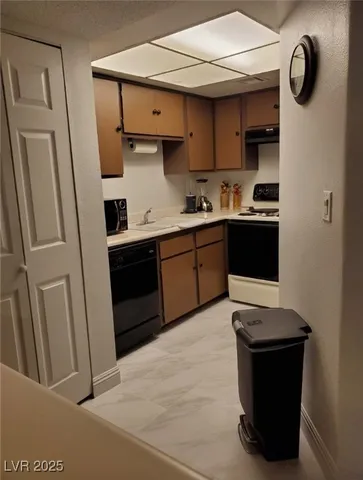 $1,400 | 5729 Smoke Ranch Road, Unit C, Las Vegas, NV 89108