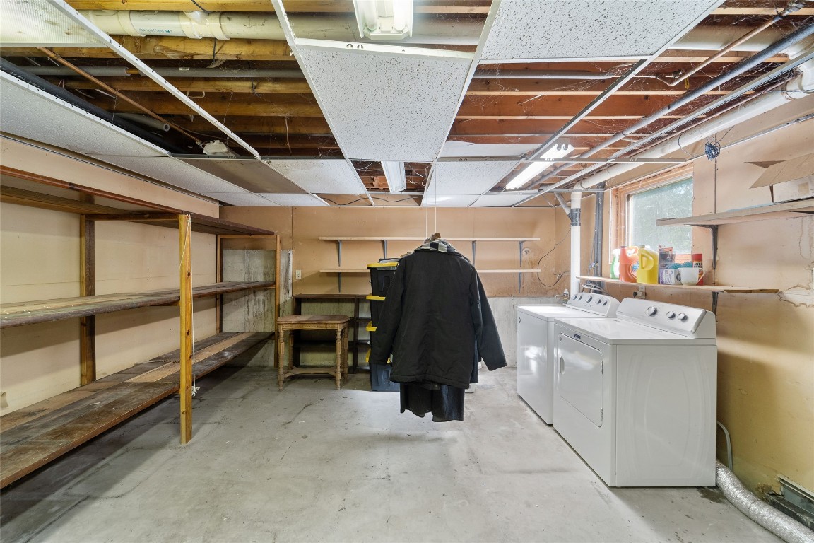 501 Ridge Road Vestal, NY 13850 - Photo 25 of 33 Gallery Image 25