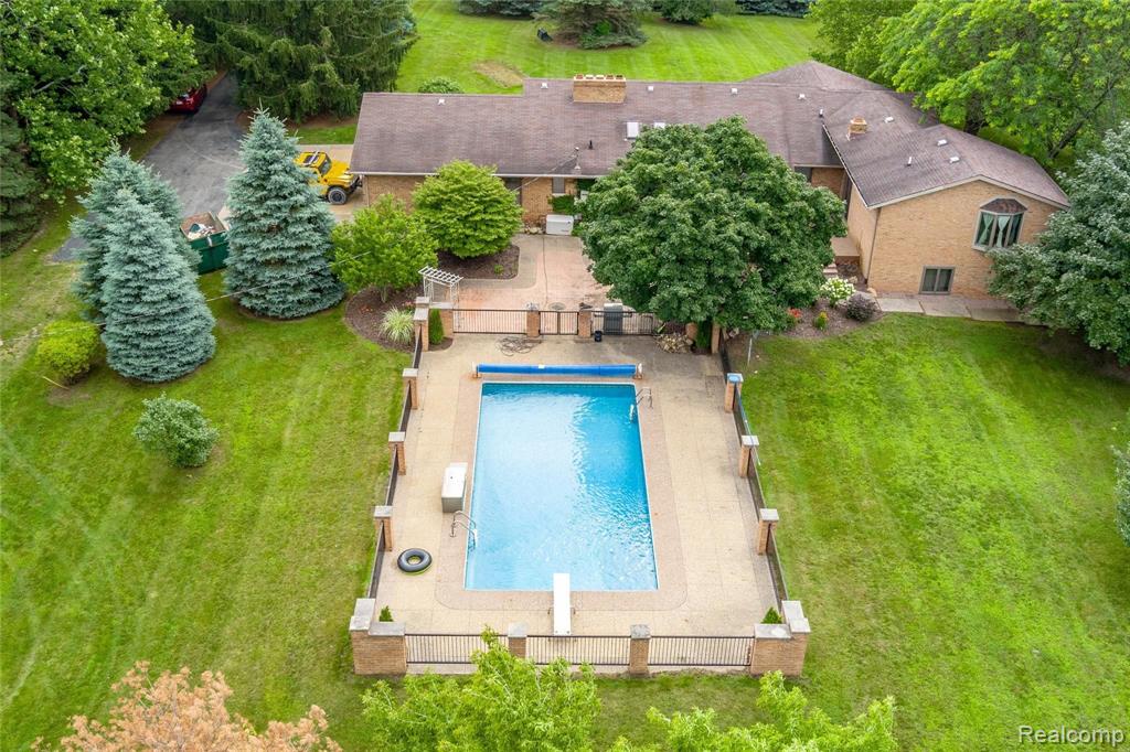 2728 South 5 Lakes Road Metamora, MI 48455 - Photo 5 of 46