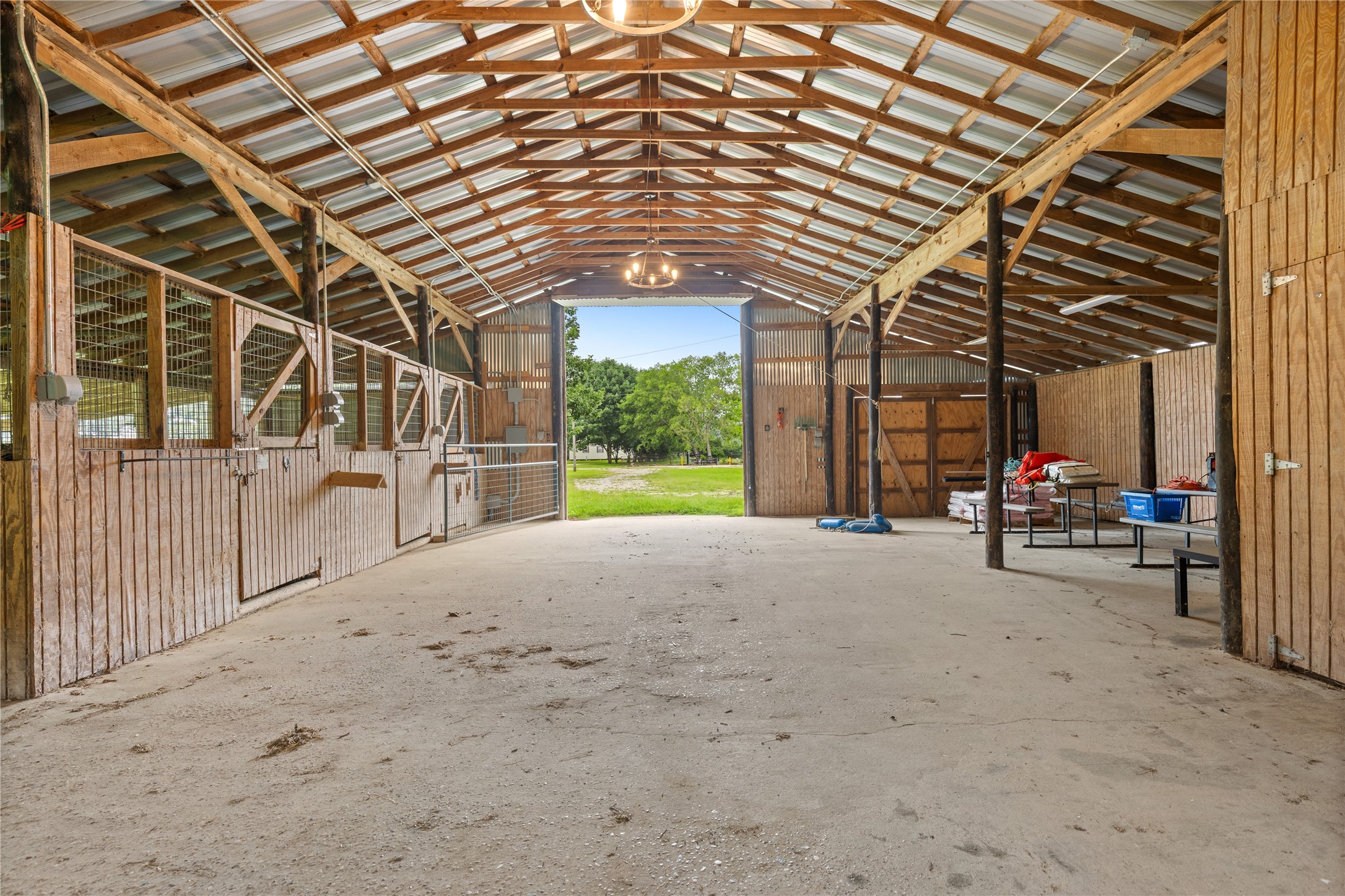 12043 Anderson Road Willis, TX 77318 - Photo 5 of 23