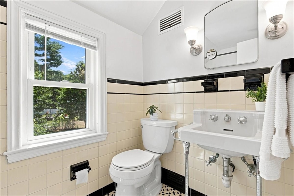 293 Main Street Walpole, MA 02081 - Photo 23 of 42 Gallery Image 23