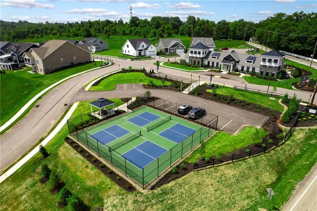 $749,990 | 4027 Evilyn Drive, Baden, PA 15005