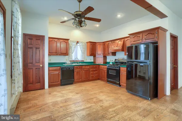 $268,000 | 301 Swan Street, Harrisburg, PA 17111
