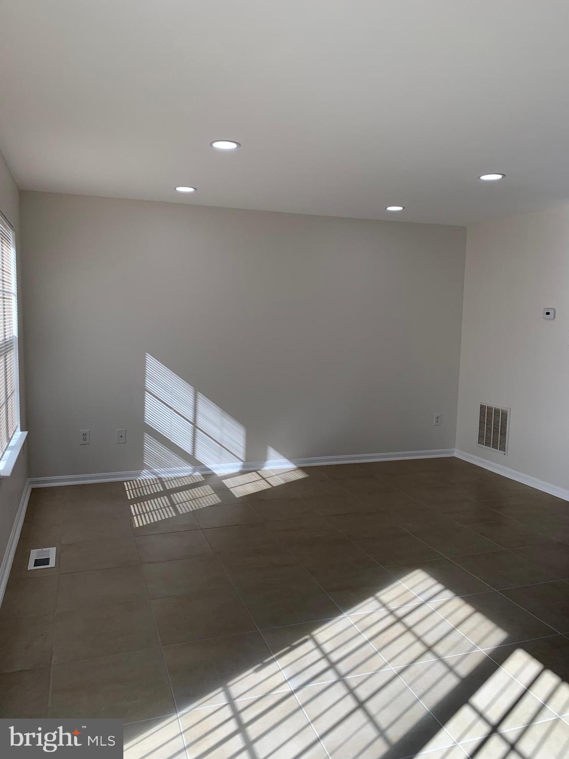 3202 Kelox Road Baltimore, MD 21207 - Photo 28 of 68 Fam Rm view 2