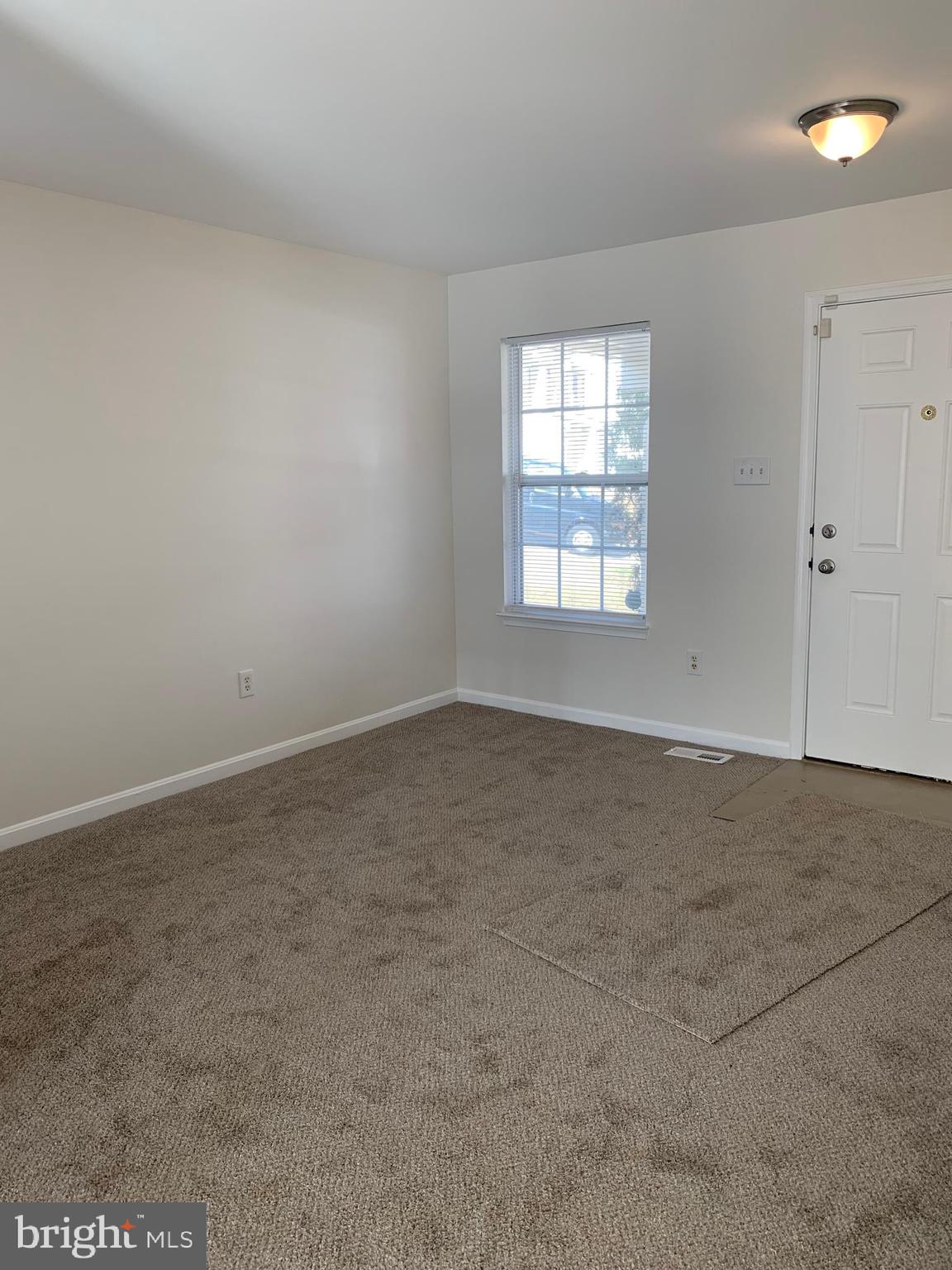3202 Kelox Road Baltimore, MD 21207 - Photo 8 of 68 Formal Liv rm view 2