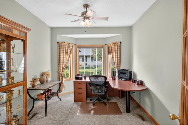 $275,000 | 13471 Pine View Lane, Lindstrom, MN 55045