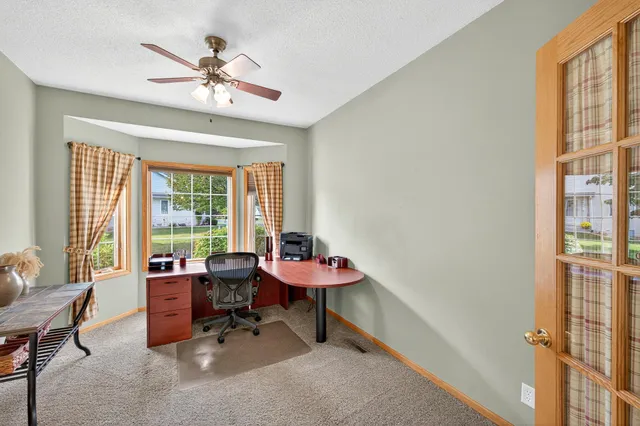 $275,000 | 13471 Pine View Lane, Lindstrom, MN 55045