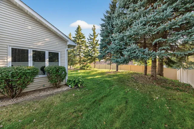 $275,000 | 13471 Pine View Lane, Lindstrom, MN 55045