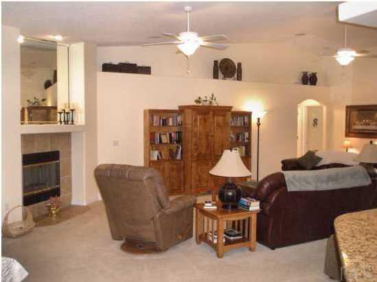 7564 Loop Street Navarre, FL 32566 - Photo 8 of 15 Family Room View #2