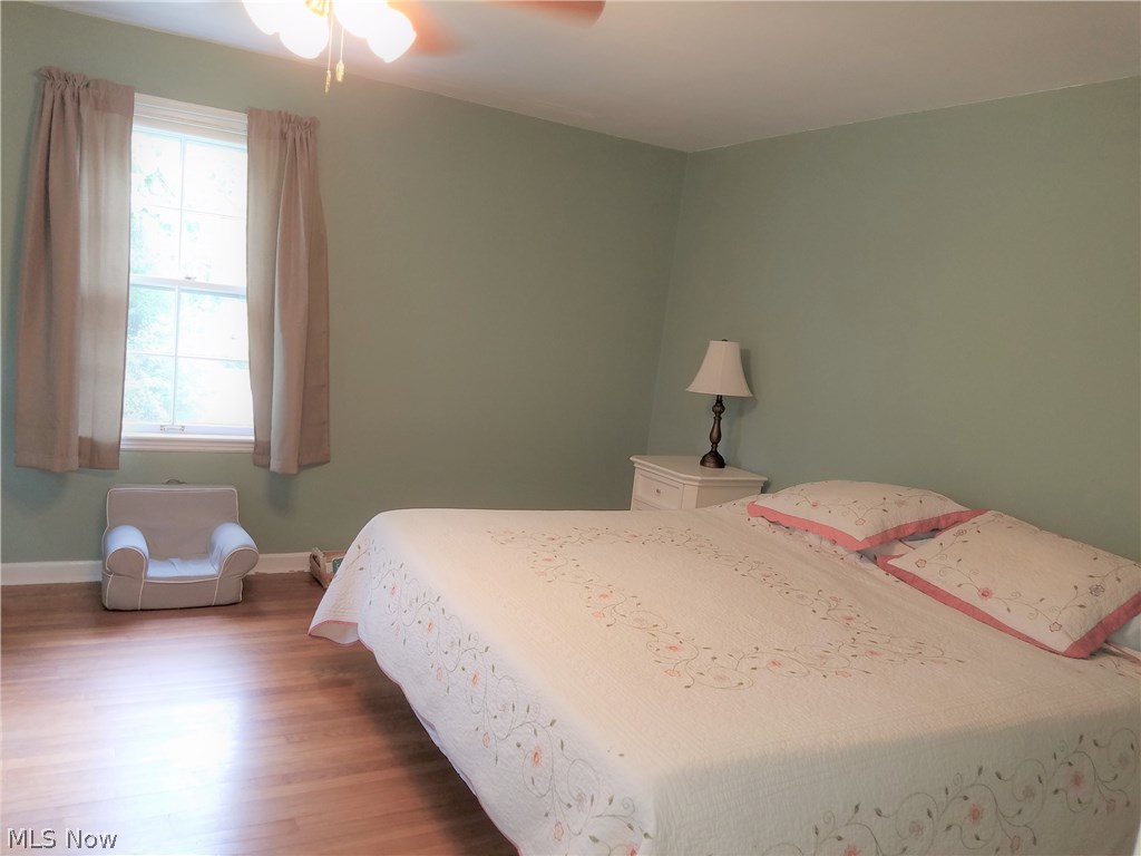 28300 Jackson Road Chagrin Falls, OH 44022 - Photo 21 of 31 Master Bedroom