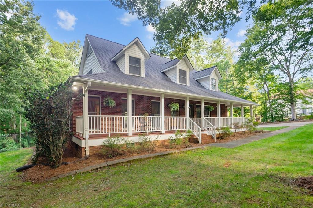 4000 River Ridge Road Pfafftown, NC 27040 - Photo 3 of 46 Gallery Image 3