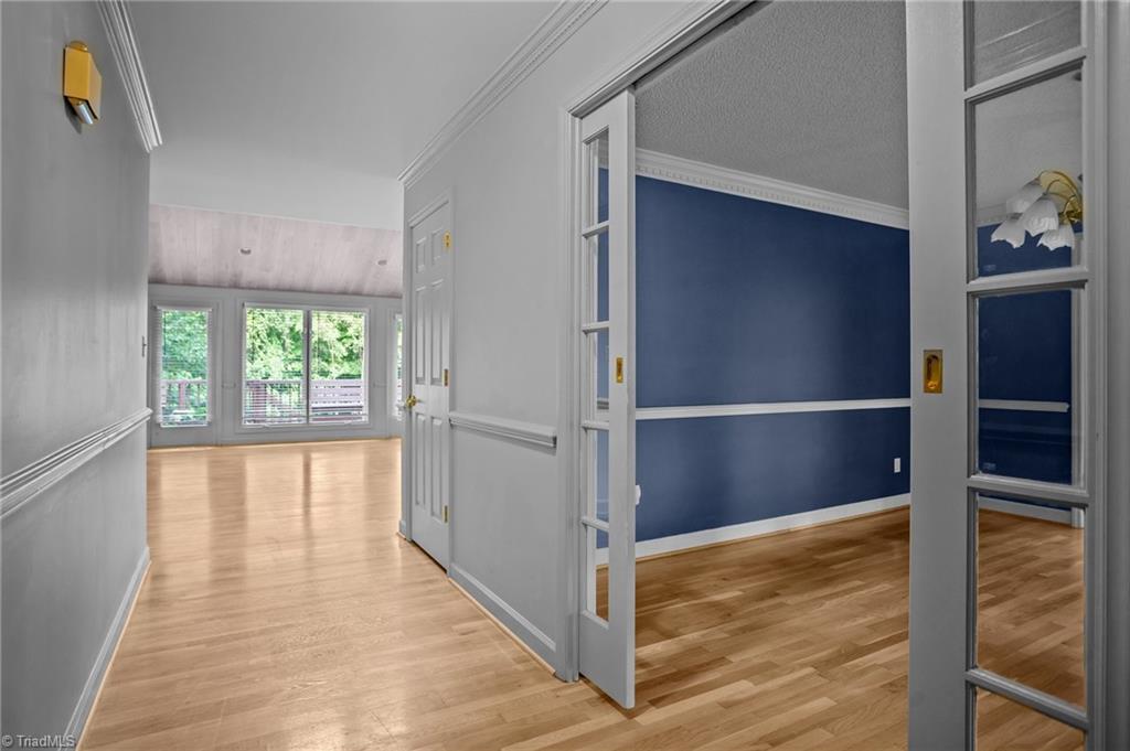4000 River Ridge Road Pfafftown, NC 27040 - Photo 4 of 46 Gallery Image 4