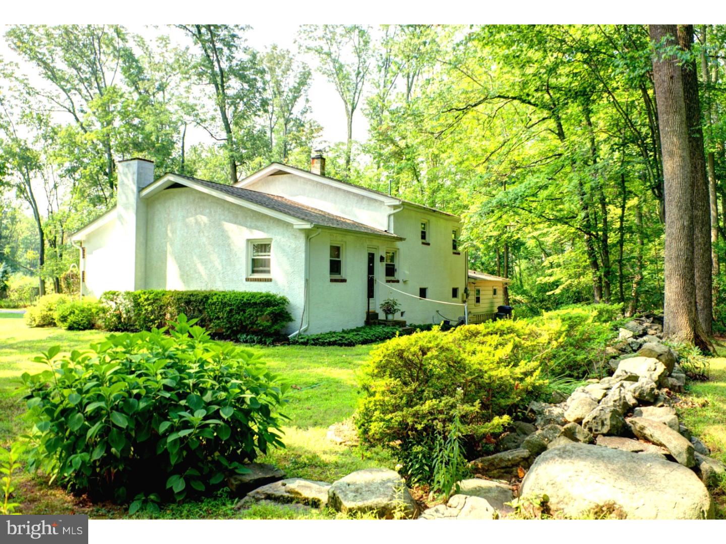 144 Wambold Road Green Lane, PA 18054 - Photo 4 of 22 Exterior Back
